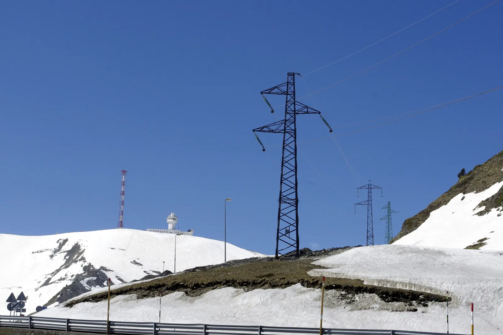 Carretera entre el Pas de la Casa y el Port d'Envalira
